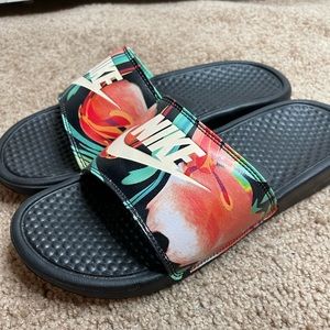 Nike Benassi JDI Floral Slides | Size 9 | Color: Black/Crimson Tint-Green Glow